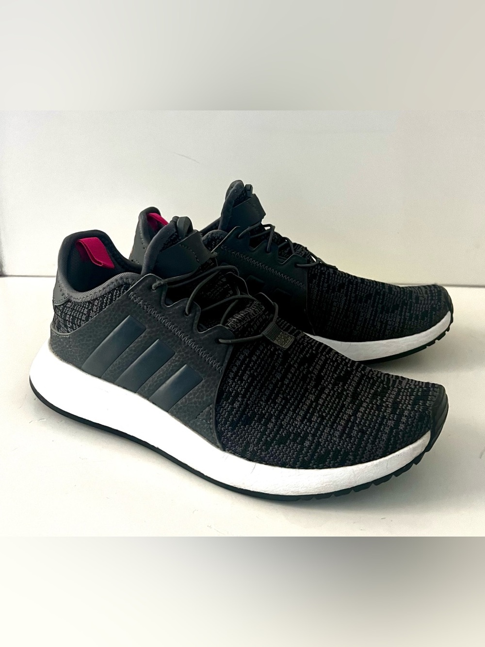 Adidas Women’s Sneakers Black Gray Pink Size 6.5 Excellent Condition
